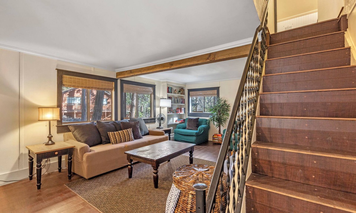 Alta Sierra Cabin | The Little Cabin - Cozy and Minutes to Ski Resort