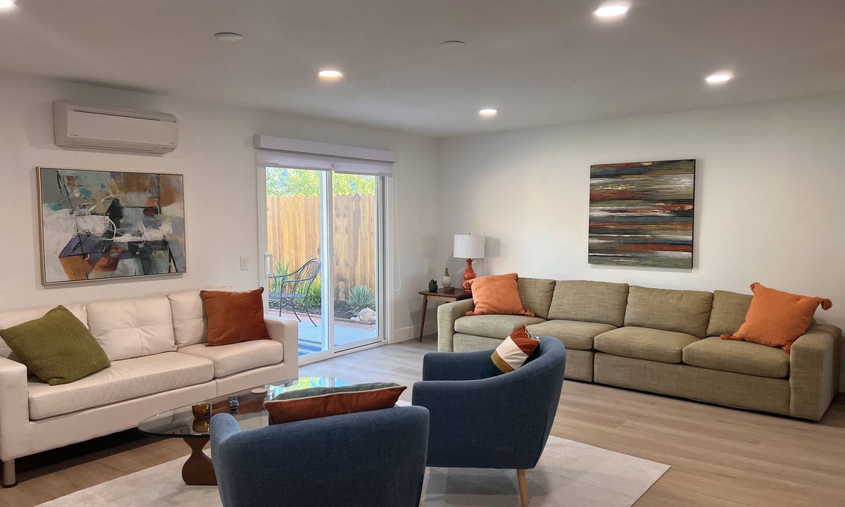 Temecula House | The Shack on Sixth St. in Old Town Temecula-Wine Country 3 BR plus bonus room.