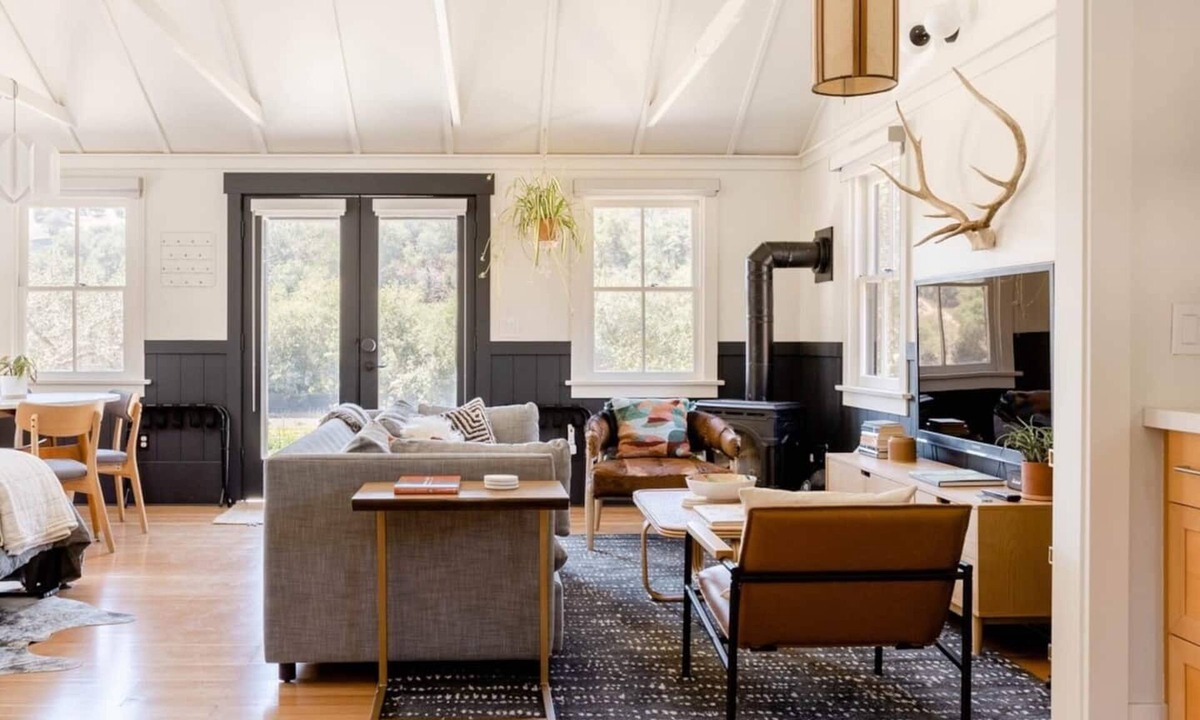 Arroyo Grande House | The Studio is a recently renovated 1940's studio overlooking a 1 acre organic farm!