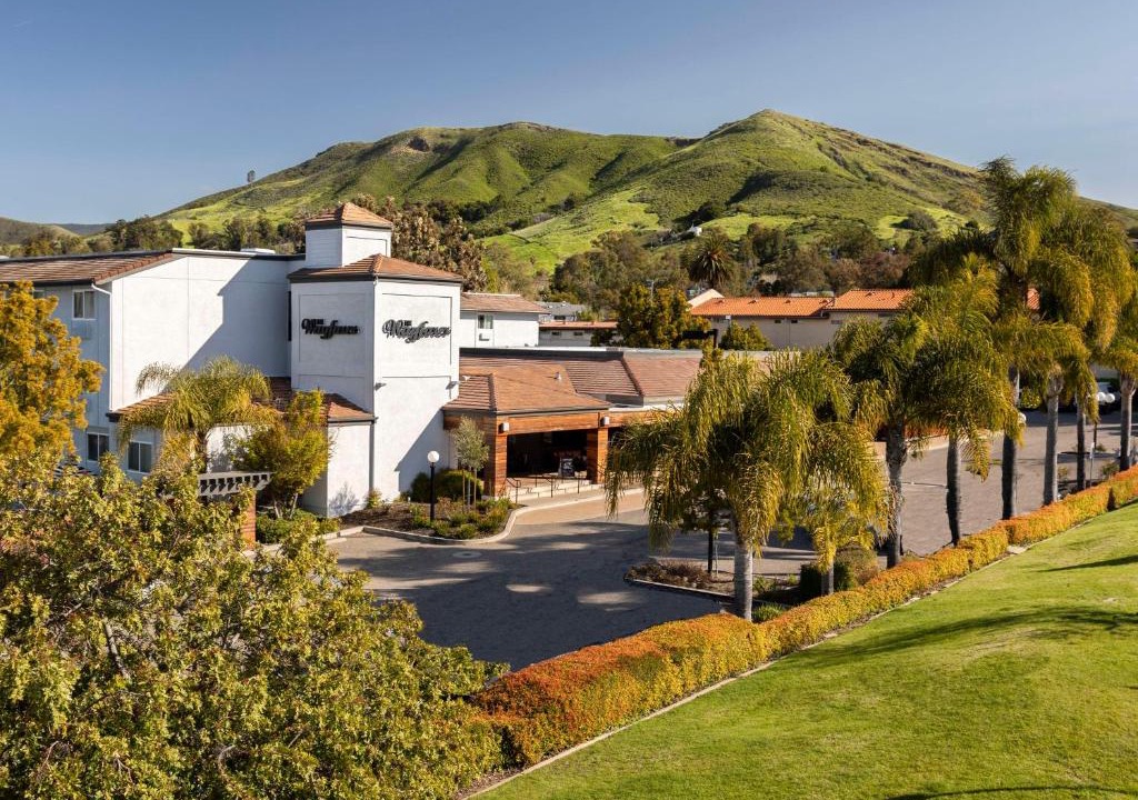 San Luis Obispo Hotel | The Wayfarer San Luis Obispo, Tapestry Collection by Hilton