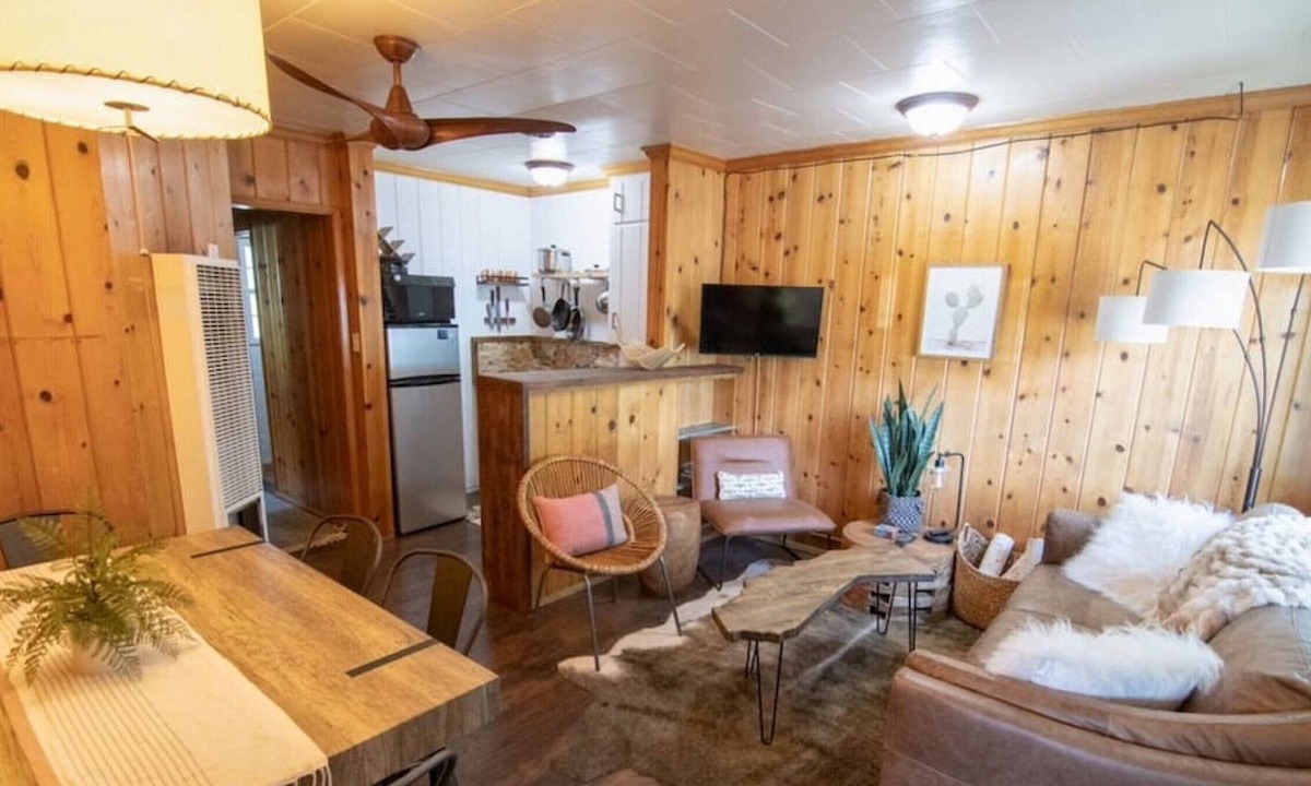 June Lake House | Thousand Island Two-Bedroom Suite (Unit 7) at Lake Front Cabins
