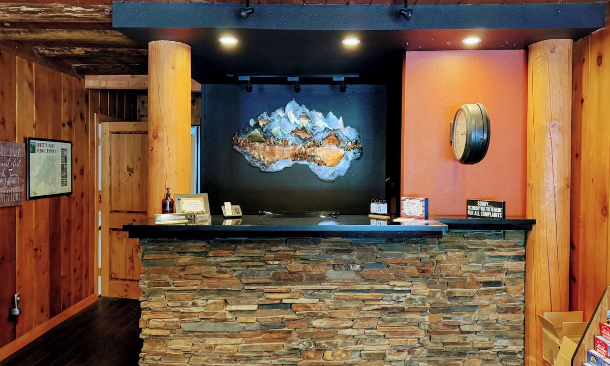 Arnold Hotel | Timberline Lodge - Arnold - Bear Valley