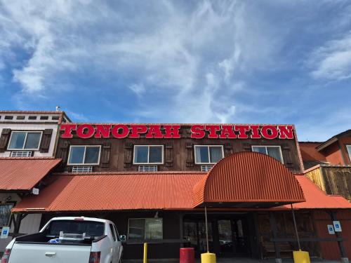 Tonopah Hotel | Tonopah Station Hotel and Casino