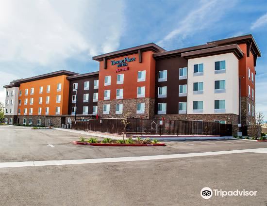 Greenacres Hotel | TownePlace Suites by Marriott Bakersfield West