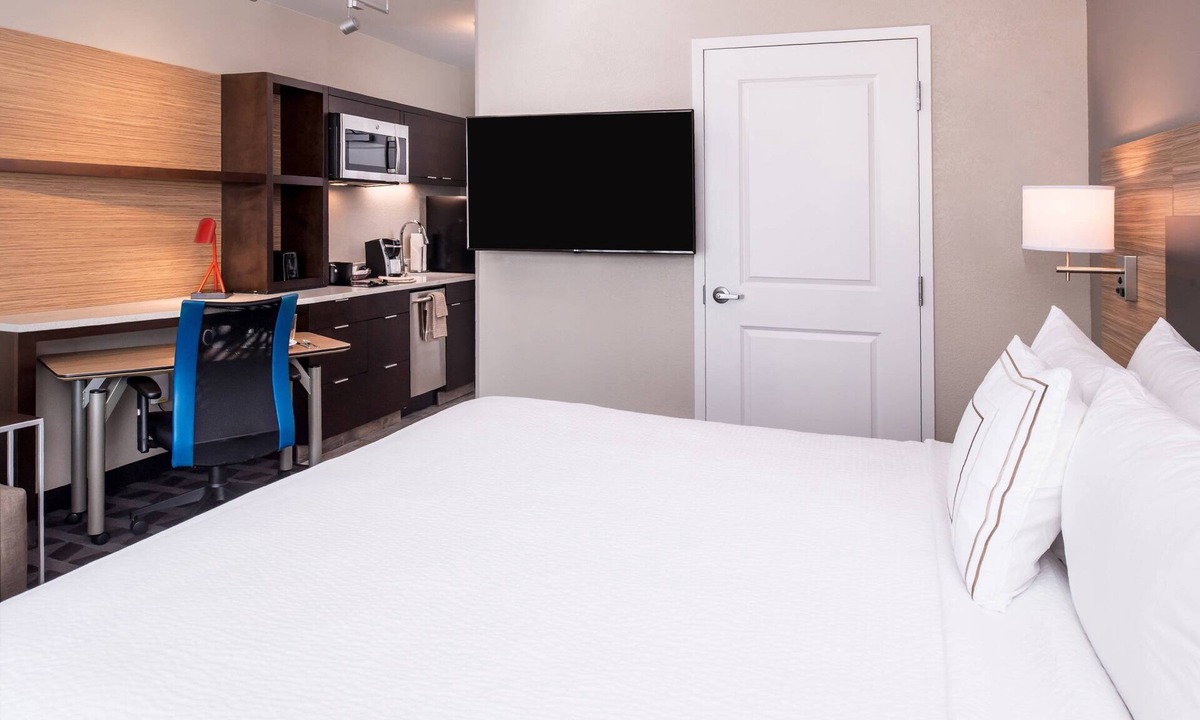Loma Linda Hotel | TownePlace Suites by Marriott San Bernardino Loma Linda