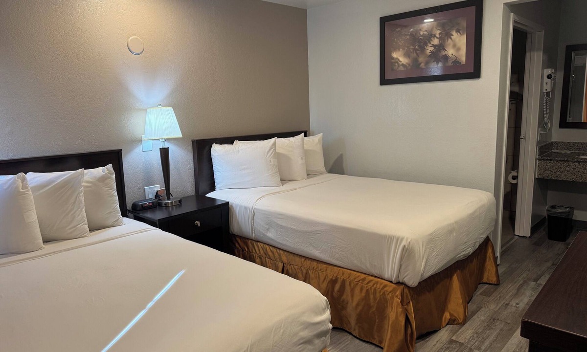 Sacramento Hotel | Travelodge by Wyndham Sacramento/Rancho Cordova
