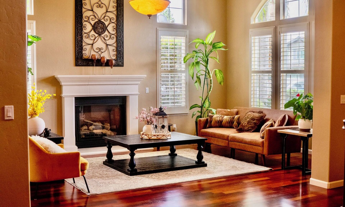 Visalia House | tSpacious Visalia Retreat in One of Visalia’s Best Neighborhoods