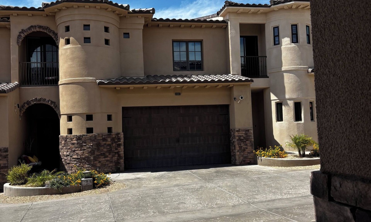 Parker Strip Villa | TUSCAN VILLA BEAUTY on Parker strip. GOLF, OFF-ROAD, BOAT, and so much more