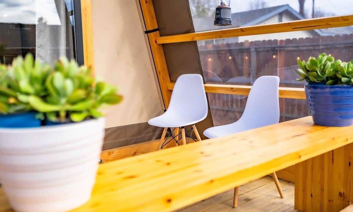 Bonita Cabin | Urban Glamping Oasis: Comfort & Adventure Combined
