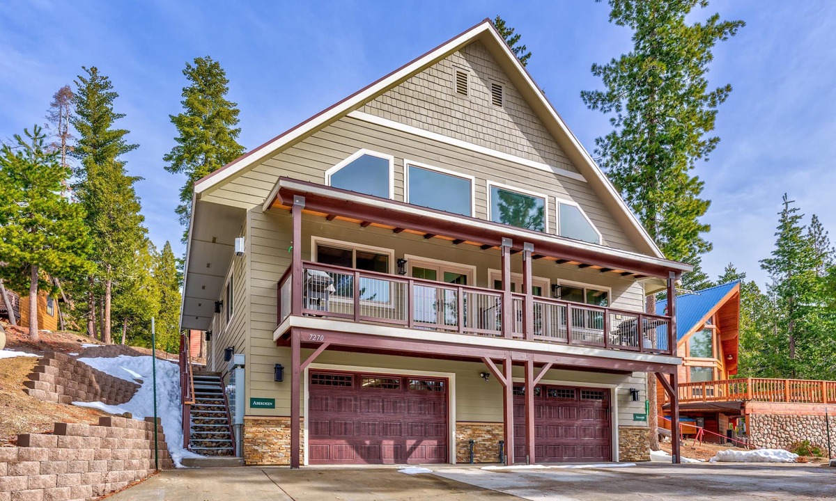 Yosemite National Park Cabin | Devonshire - Aragon