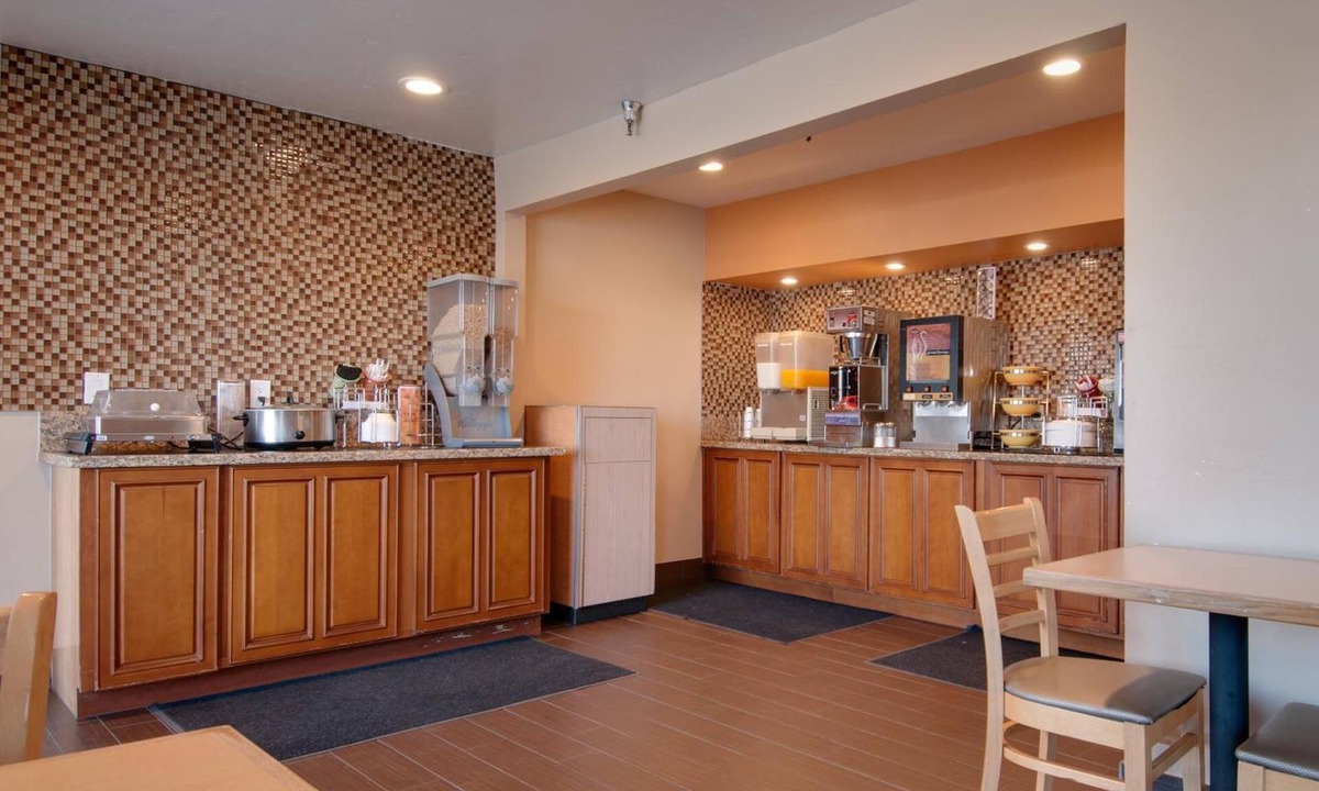 Oildale Hotel | Vagabond Inn Bakersfield North