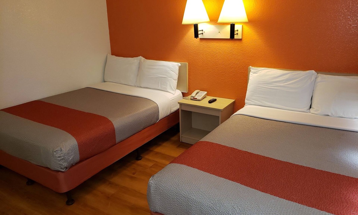 Sylmar Hotel | Vagabond Inn Sylmar