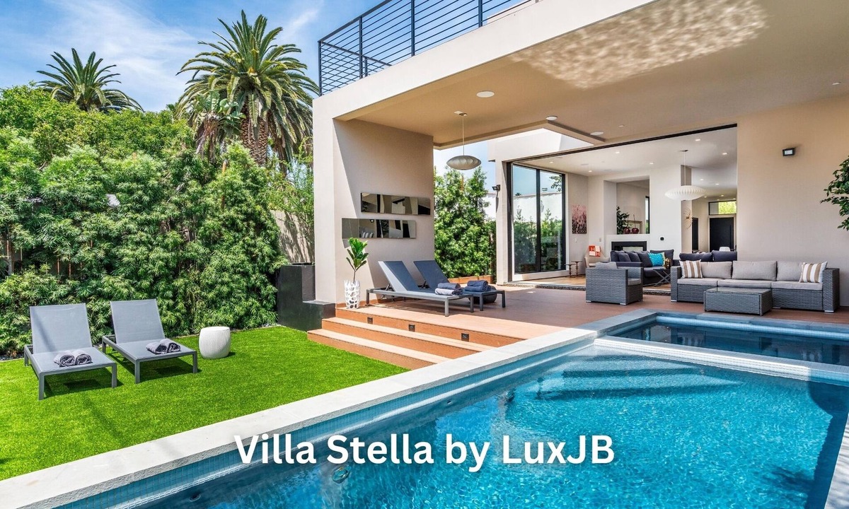 Beverly Hills Villa | Villa Stella by LuxJB 🏆 Family Friendly Villa Near Rodeo Drive 🏆 Heated Pool