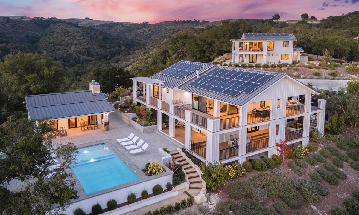 Paso Robles House | Vineyard Views w/Pool & Game Room Near Trails | Beginnings Ranch & Vineyard