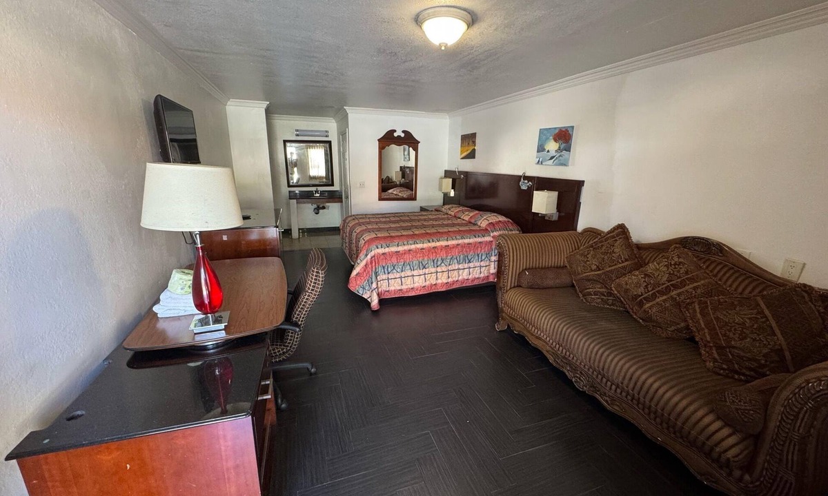 Riverside Hotel | Vista Motel - Riverside