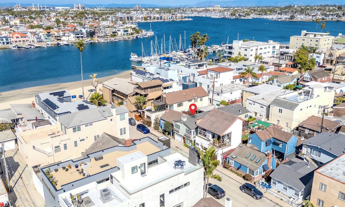 Peninsula House | Walk to Both the Beach & Bay! Peninsula Home with Two-Car Garage