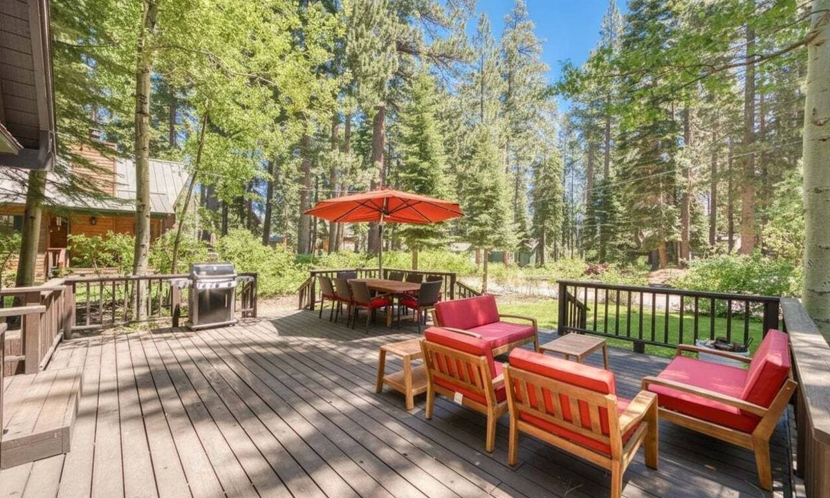 Tahoe Pines House | Walk to the Lake! West Shore Luxury Cabin, Dog Friendly, Sauna & HOA Beach