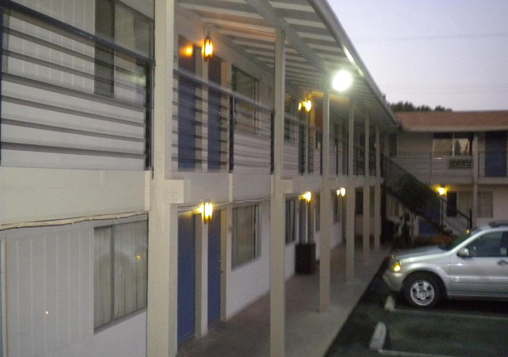 Wasco Hotel | Wasco Inn