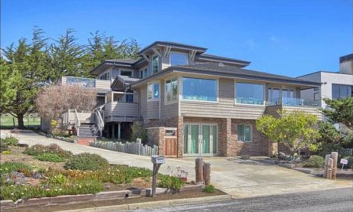 San Simeon House | Windmere Seaclift Estates
