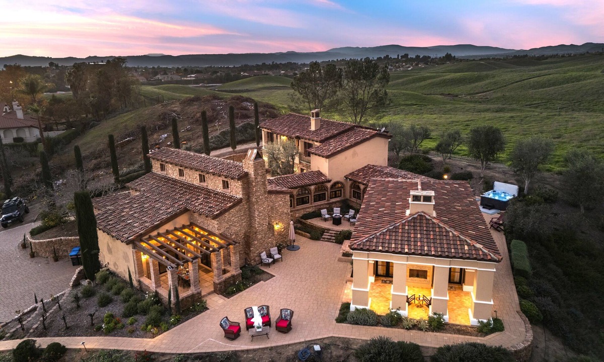 Temecula Villa | Wine-Country Estate + Vineyard Views | Near Temecula Wineries | Villa Di Gioia