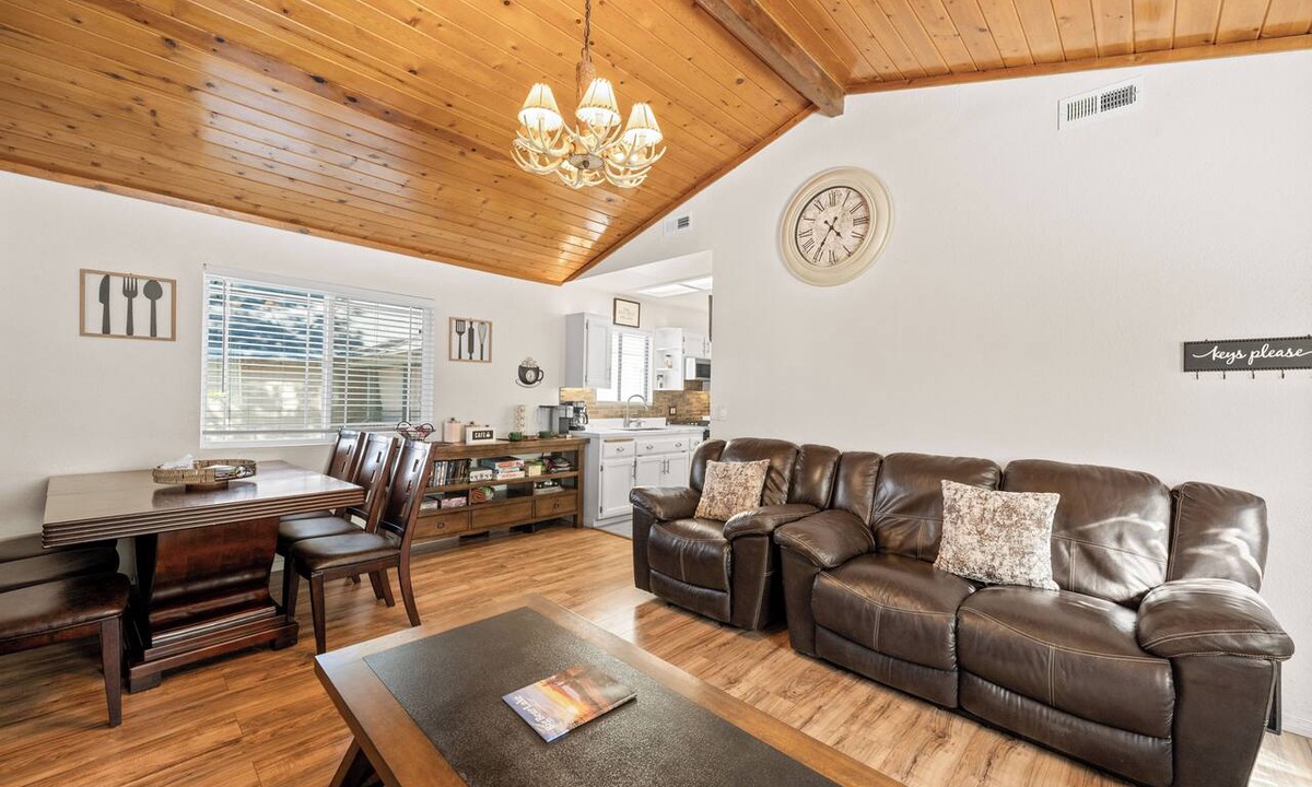 Woodlands Cabin | Woodland Escape