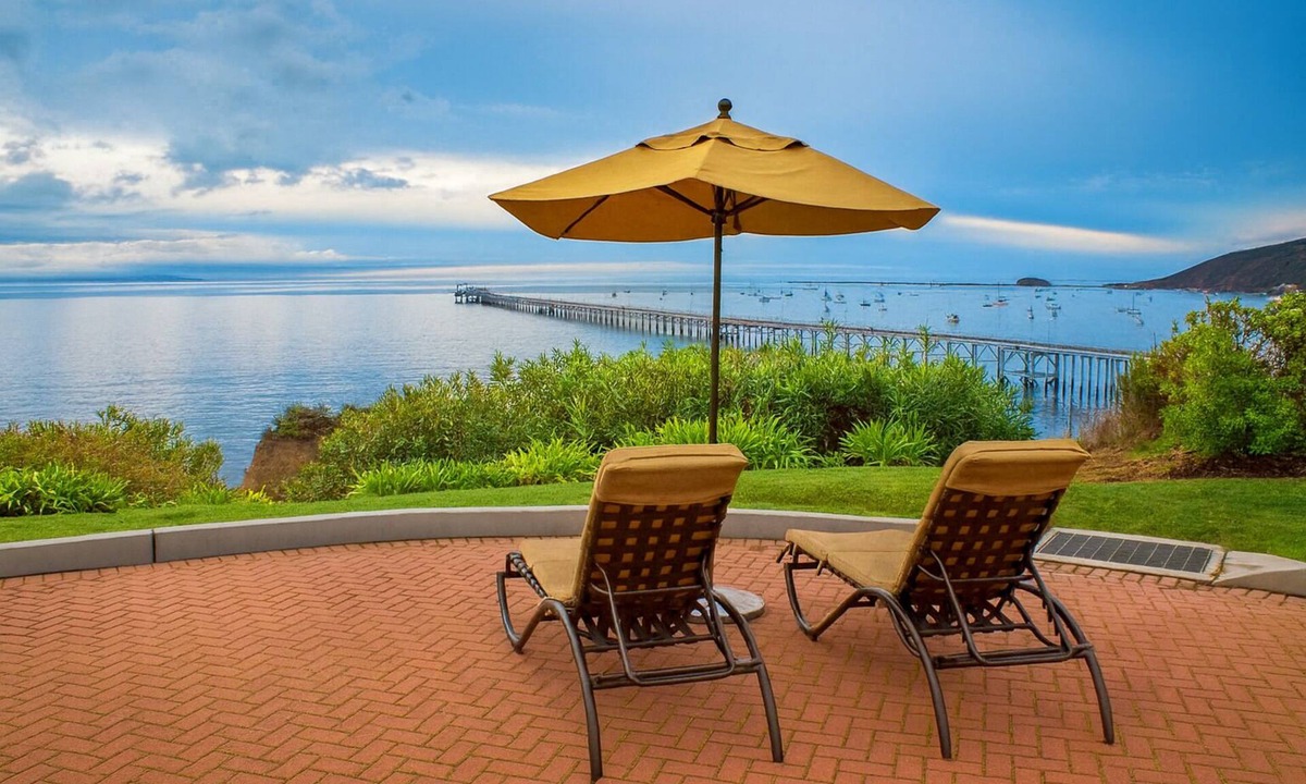 Avila Beach Hotel | Your Relaxing Getaway Awaits! 3 Spacious Units, Onsite Pool, Free Parking