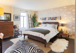 Amazing Location and Super-Sunny Top Floor Apartment with Breathtaking Bay Views