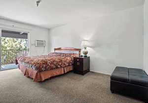 (Cozy studio, 1BED, 1BA, No kitchen)