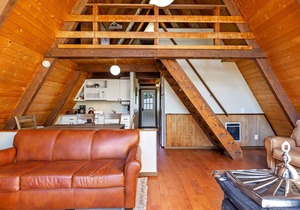 Four Seasons Cabin 2