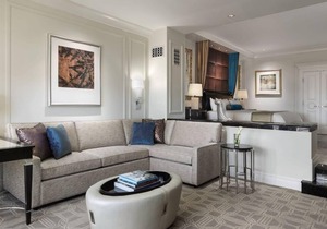 Near Popular Attractions, 2 Spacious Units, Pools,