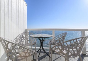 Stay Gia Luxury Beachfront 1 Bedroom Condo In Malibu