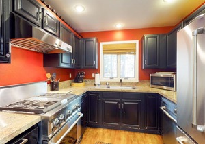 Stylish Townhome with Deck & Shared Hot Tub - Walk to Beaches, Near Skiing
