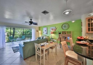 Waterfront Matlacha Condo w/Patio & Pool Access in Matlacha