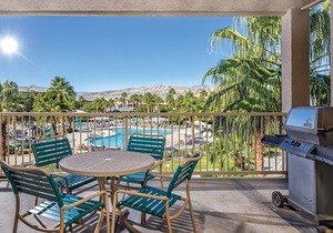 WorldMark Indio 1 Bedroom Condo, Full Kitchen
