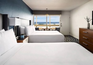 Your Monterey Getaway! 3 Roomy Units, Ocean View, Pet-friendly, Swimming Pool!