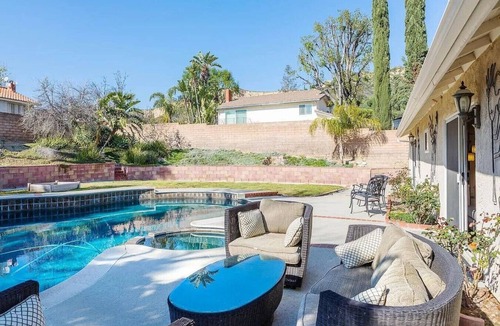 Porter Ranch House | ৎ୭Porter Ranch Oasis | Pool, Spa & BBQ Grillৎ୭