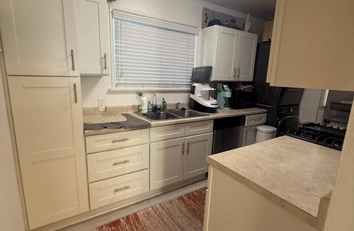 Del Rey Apartment | 1 Bed, 1 Bath - Fully Furnished Modern Del Rey Home