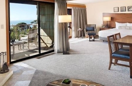 Carmel Highlands Resort | 1 Bedroom-Hyatt Residences Carmel-Highland Inn.