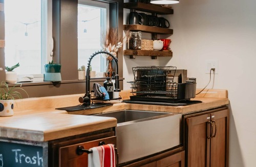 Nevada City House | 1 bedroom Modern Victorian in heart of downtown