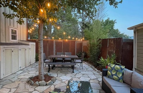 Nevada City House | 1 bedroom Modern Victorian in heart of downtown