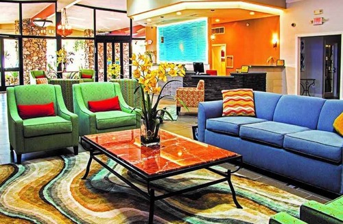 San Clemente Resort | 1 Bedroom resort property minutes away from San Clemente beach