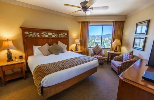 Tahoe Village Hotel | 1-bedroom The Ridge at Lake Tahoe/from July 19 - 26/