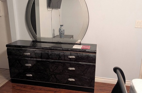 Walnut Valley House | 1-bedroom townhome with AC in West Covina 9170 furnished with share bathroom