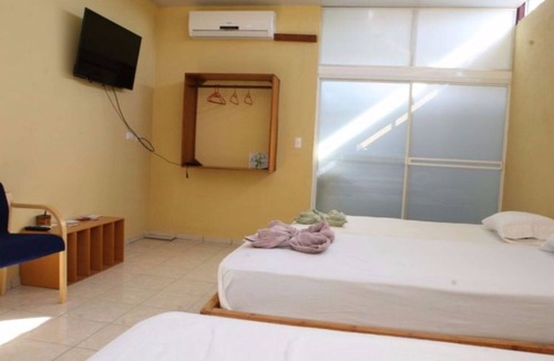 Managua Bed & Breakfast | 1-D ROOM - 2 SINGLE BEDS