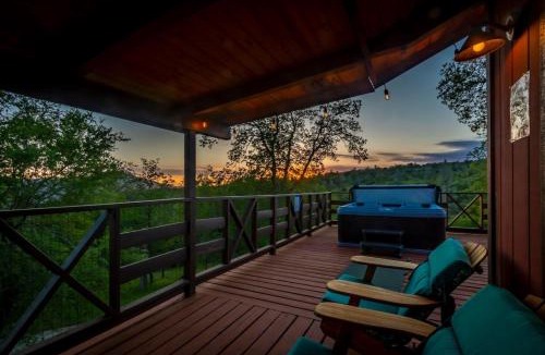 Oakhurst Villa | 10-acre Forest Villa, 20 miles from Yosemite South