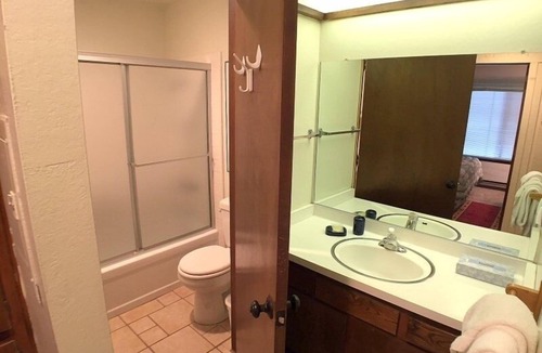 Mammoth Lakes Condo | 107 Standard by RedAwning
