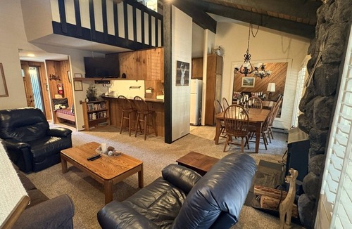 Mammoth Lakes Condo | 108 Standard by RedAwning