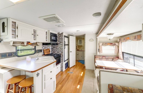 Gardnerville House | 11 Mi to Heavenly Mtn Resort: Getaway w/Mtn Views