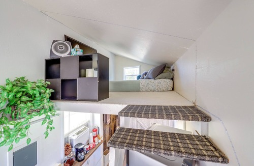 Gardnerville Apartment | 11 Mi to Heavenly Resort: Pet-Friendly Tiny Home