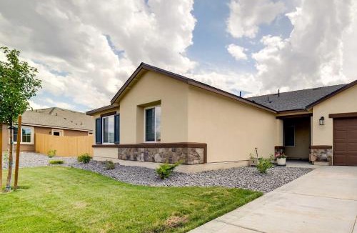 Spanish Springs Apartment | 12 Mi to Reno: Hot Tub Haven in Sparks!